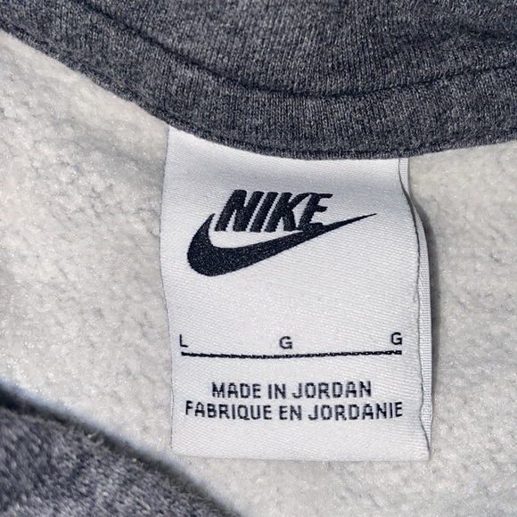 Nike hoodie - Picture 2 of 2